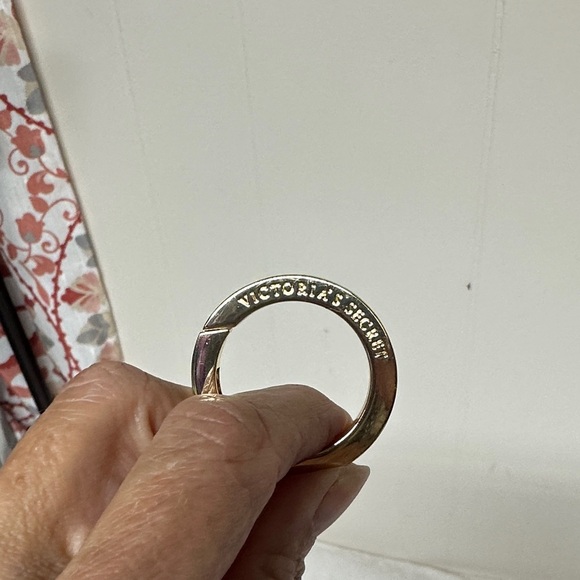 Victoria's Secret Pink Quilted Wristlet/ coin purse key chain - Picture 9 of 10